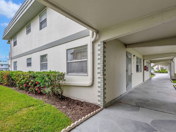 436 Monaco J, Delray Beach FL 33446
