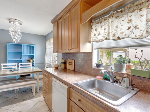 436 Monaco J, Delray Beach FL 33446