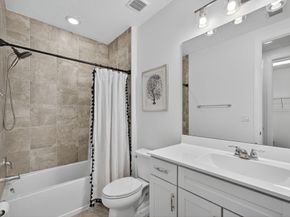 150 Bonnette Hunt Club Lane, Palm Beach Gardens FL 33418