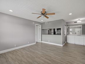 7125 Golf Colony Court 202, Lake Worth FL 33467