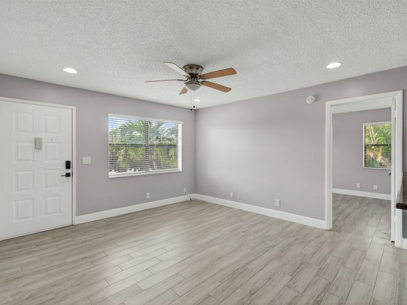7125 Golf Colony Court 202, Lake Worth FL 33467