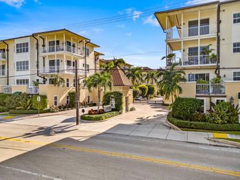 3940 N Flagler Drive