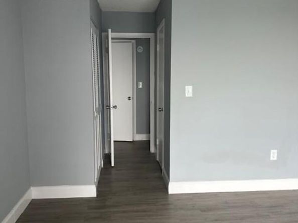 9460 Fontainebleau Blvd 528, Miami FL 33172