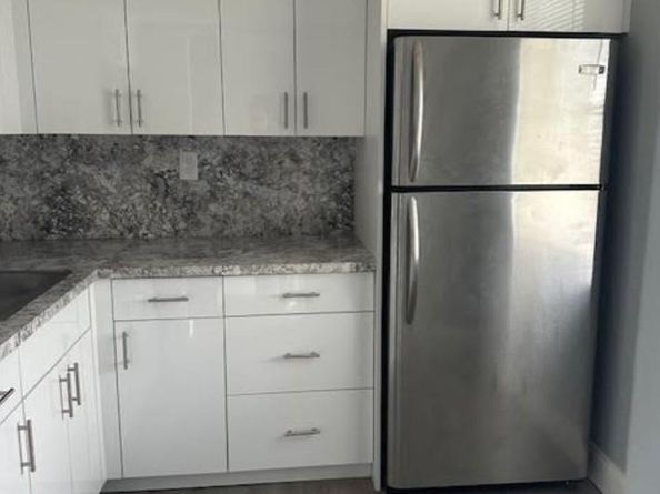 9460 Fontainebleau Blvd 528, Miami FL 33172