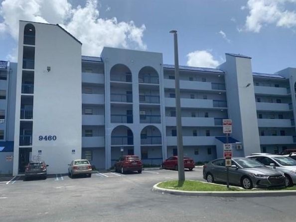 9460 Fontainebleau Blvd 528, Miami FL 33172