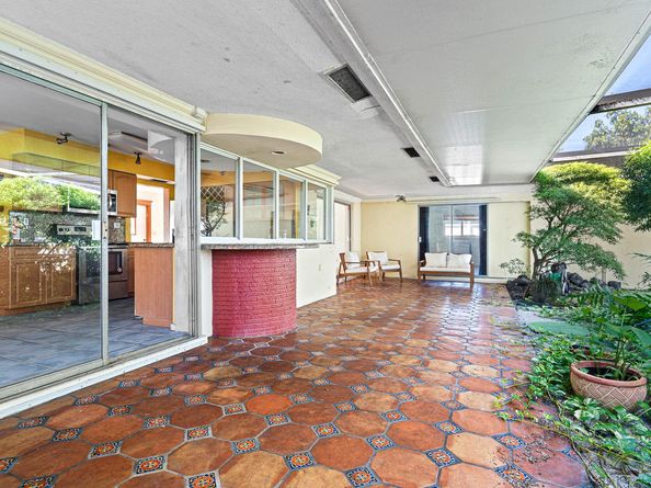 1951 NW 36th St, Fort Lauderdale FL 33309