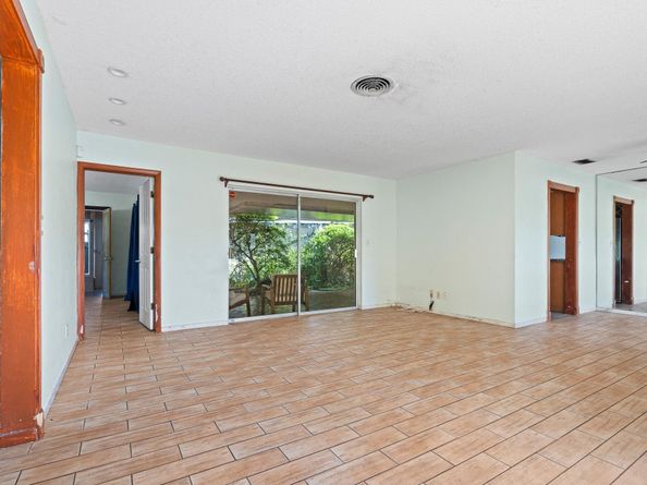 1951 NW 36th St, Fort Lauderdale FL 33309