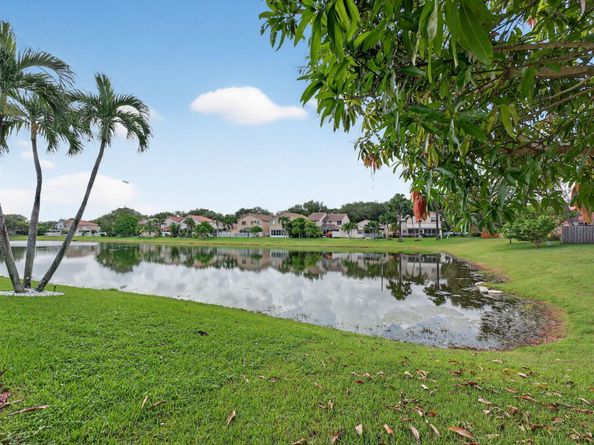 10008 Country Brook Road, Boca Raton FL 33428
