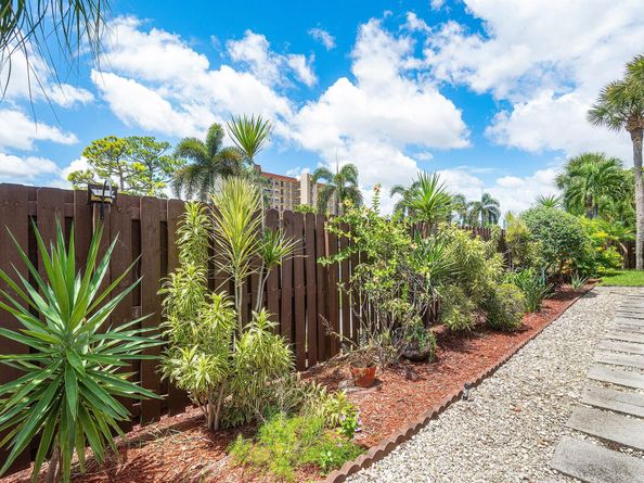 6779 Kramer Lane, Lake Worth FL 33467