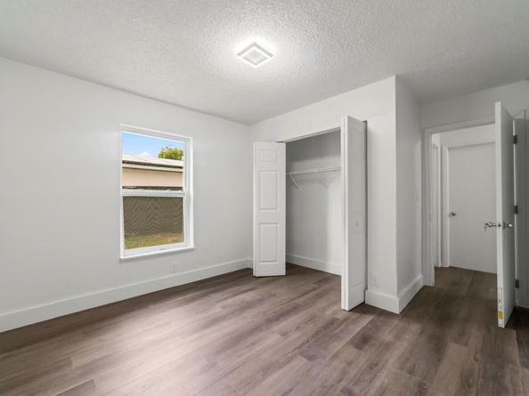 2961 NW 26th Street NW, Oakland Park FL 33311