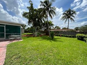 1101 NW 74th Ter, Plantation FL 33313