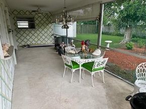1101 NW 74th Ter, Plantation FL 33313