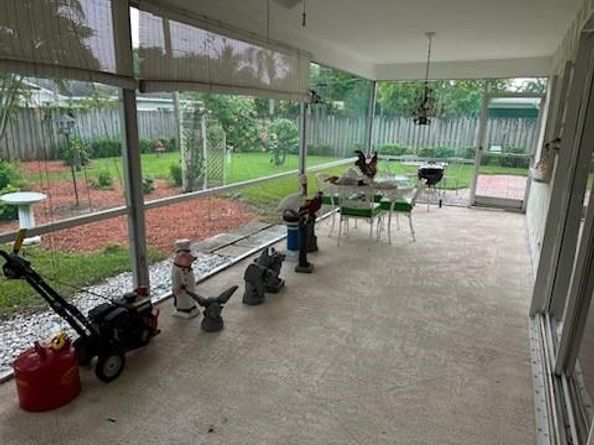 1101 NW 74th Ter, Plantation FL 33313