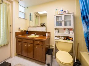 1101 NW 74th Ter, Plantation FL 33313