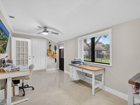 606 Sea Pine Way B, Greenacres FL 33415