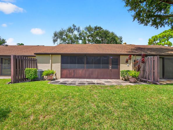 606 Sea Pine Way B, Greenacres FL 33415