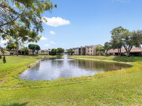 606 Sea Pine Way B, Greenacres FL 33415