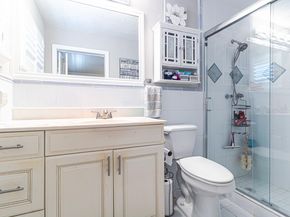 540 N Luna Ct 2, Hollywood FL 33021