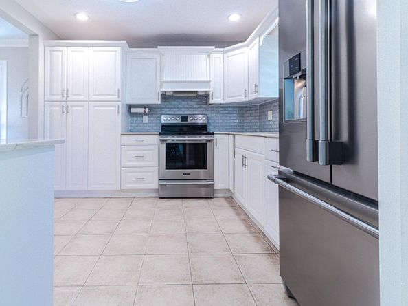 540 N Luna Ct 2, Hollywood FL 33021