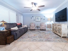 540 N Luna Ct 2, Hollywood FL 33021