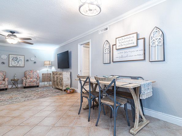 540 N Luna Ct 2, Hollywood FL 33021