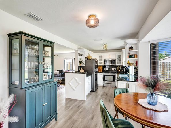 3253 NW 104 Ave, Sunrise FL 33351