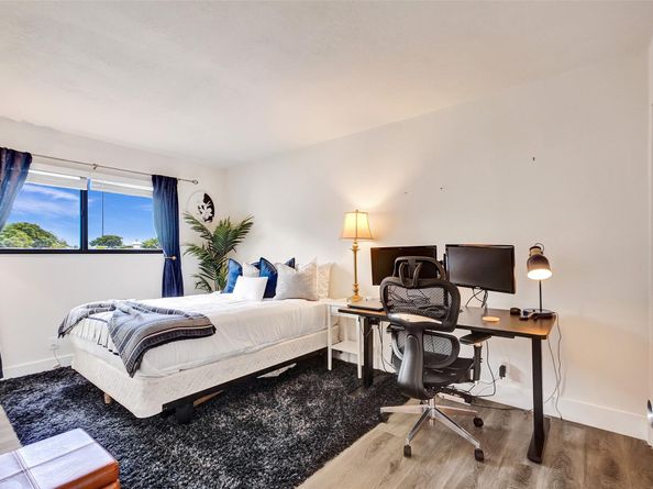 3253 NW 104 Ave, Sunrise FL 33351
