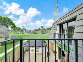 1614 16th Way, West Palm Beach FL 33407