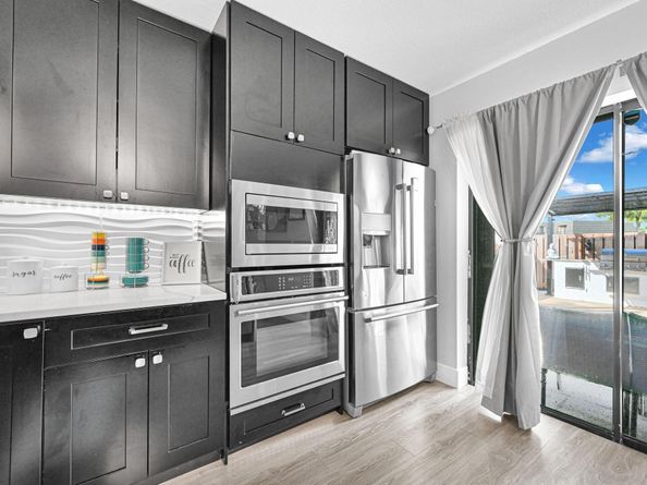 1614 16th Way, West Palm Beach FL 33407