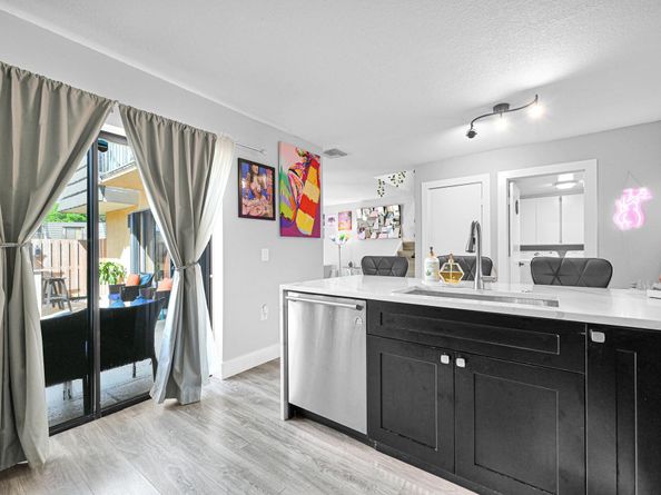 1614 16th Way, West Palm Beach FL 33407