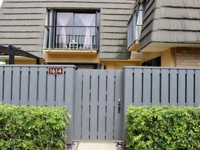 1614 16th Way, West Palm Beach FL 33407