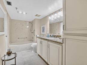5340 NW 2nd Avenue 226, Boca Raton FL 33487