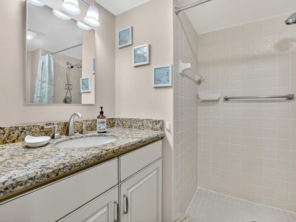 5340 NW 2nd Avenue 226, Boca Raton FL 33487