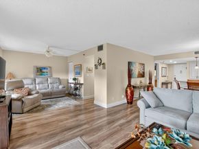 5340 NW 2nd Avenue 226, Boca Raton FL 33487