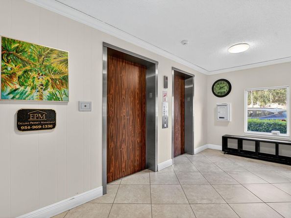 5340 NW 2nd Avenue 226, Boca Raton FL 33487