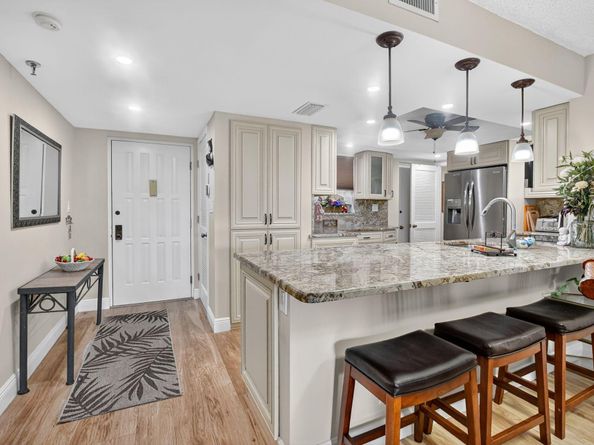 5340 NW 2nd Avenue 226, Boca Raton FL 33487
