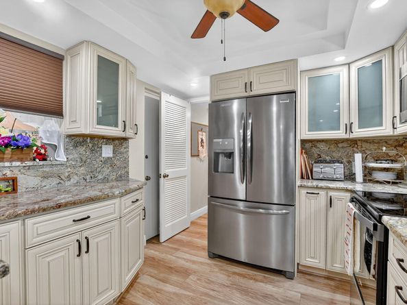 5340 NW 2nd Avenue 226, Boca Raton FL 33487