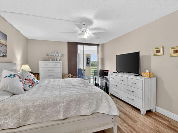 5340 NW 2nd Avenue 226, Boca Raton FL 33487