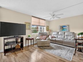 5340 NW 2nd Avenue 226, Boca Raton FL 33487