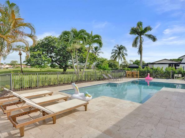 10181 Silver Lake Dr, Boca Raton FL 33428