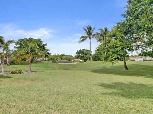 10181 Silver Lake Dr, Boca Raton FL 33428