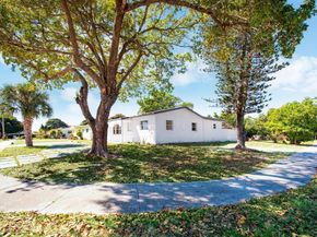 1031 SW 6th Way, Deerfield Beach FL 33441