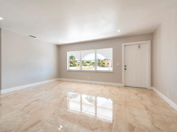 1031 SW 6th Way, Deerfield Beach FL 33441