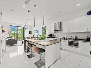 1811 NW 42nd Drive