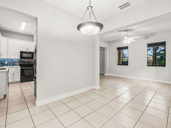 2406 Venetian Way, Boynton Beach FL 33426