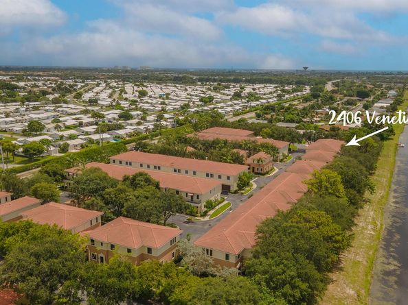 2406 Venetian Way, Boynton Beach FL 33426