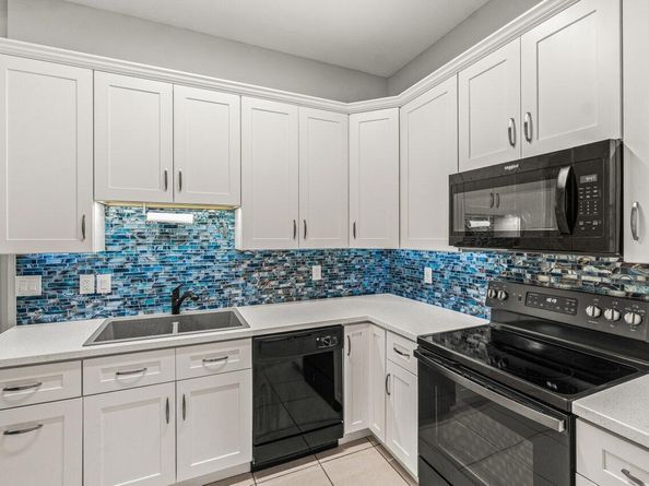 2406 Venetian Way, Boynton Beach FL 33426