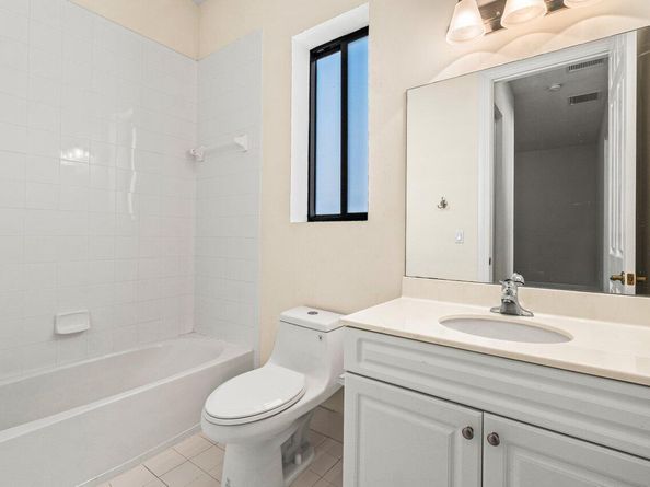 2406 Venetian Way, Boynton Beach FL 33426