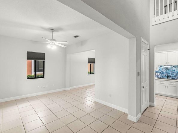 2406 Venetian Way, Boynton Beach FL 33426