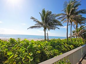 2406 Venetian Way, Boynton Beach FL 33426
